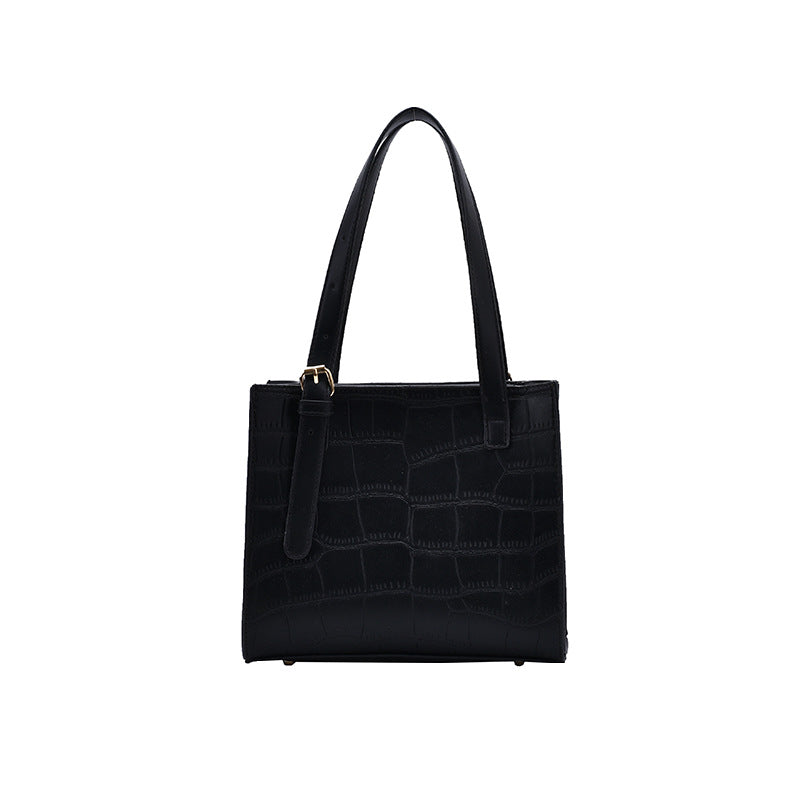 Western style single shoulder handbag