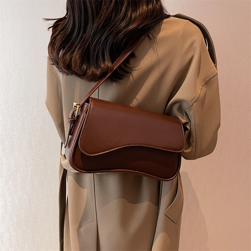 Women's Flap-top Magnetic-clip Shoulder Bag