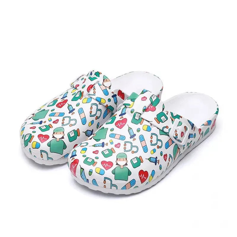 A Pair of Summer Women's Closed-Toe Slippers, Doctor Shoes, Nurse Shoes, Home Bathroom Non-Slip, Wear-Resistant, Breathable, Simple and Stylish Closed-Toe Sandals