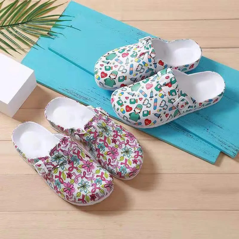 A Pair of Summer Women's Closed-Toe Slippers, Doctor Shoes, Nurse Shoes, Home Bathroom Non-Slip, Wear-Resistant, Breathable, Simple and Stylish Closed-Toe Sandals