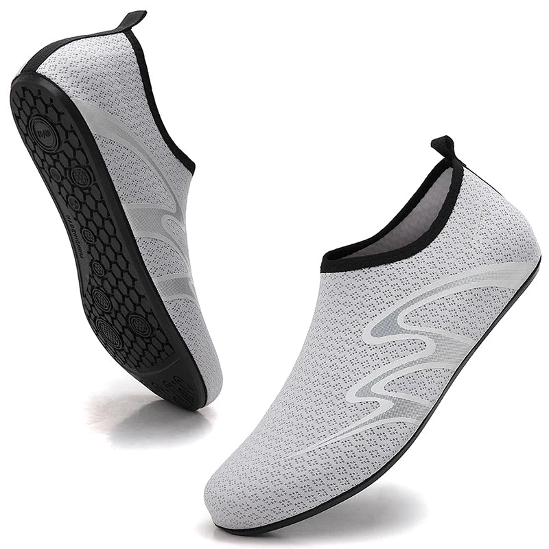 Outdoor Diving Socks Quick Drying Anti-Cut Anti-Slip Bottom Beach Yoga Socks Shoes Surfing Water Shoes for Men And Women Aqua sh