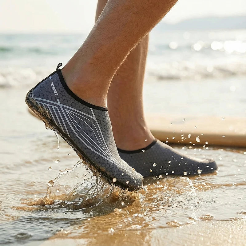 Outdoor Diving Socks Quick Drying Anti-Cut Anti-Slip Bottom Beach Yoga Socks Shoes Surfing Water Shoes for Men And Women Aqua sh