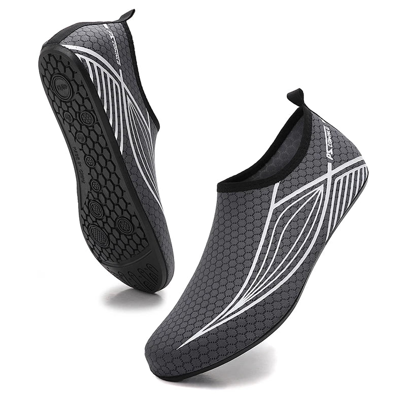 Outdoor Diving Socks Quick Drying Anti-Cut Anti-Slip Bottom Beach Yoga Socks Shoes Surfing Water Shoes for Men And Women Aqua sh