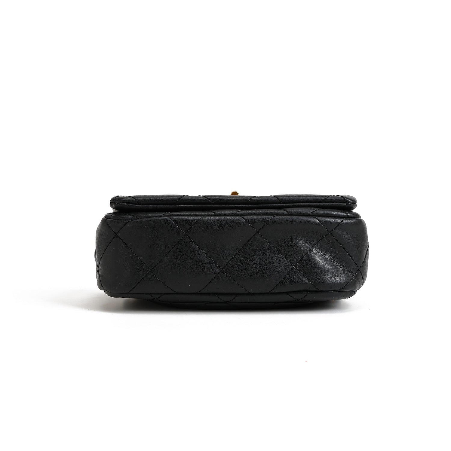 Trendy Mini Square Crossbody Bag With A Chain Shoulder Strap